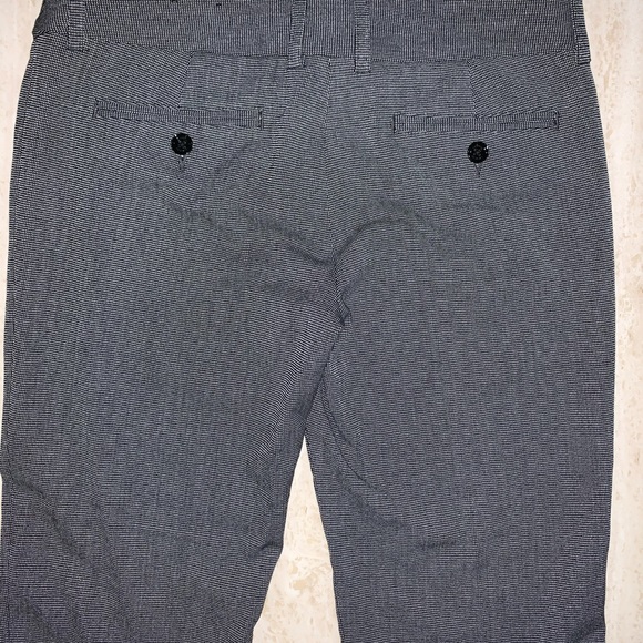 Express design studio capris - Picture 10 of 15